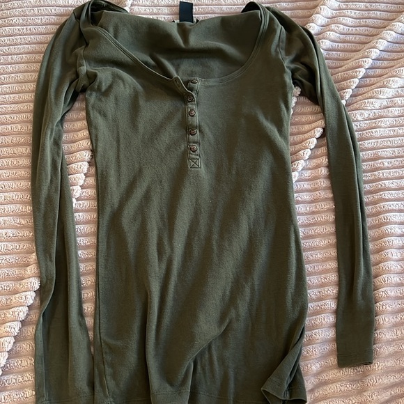 H&M long sleeves sweaters, lot of two pieces, brown XS and army green S. - Picture 16 of 17